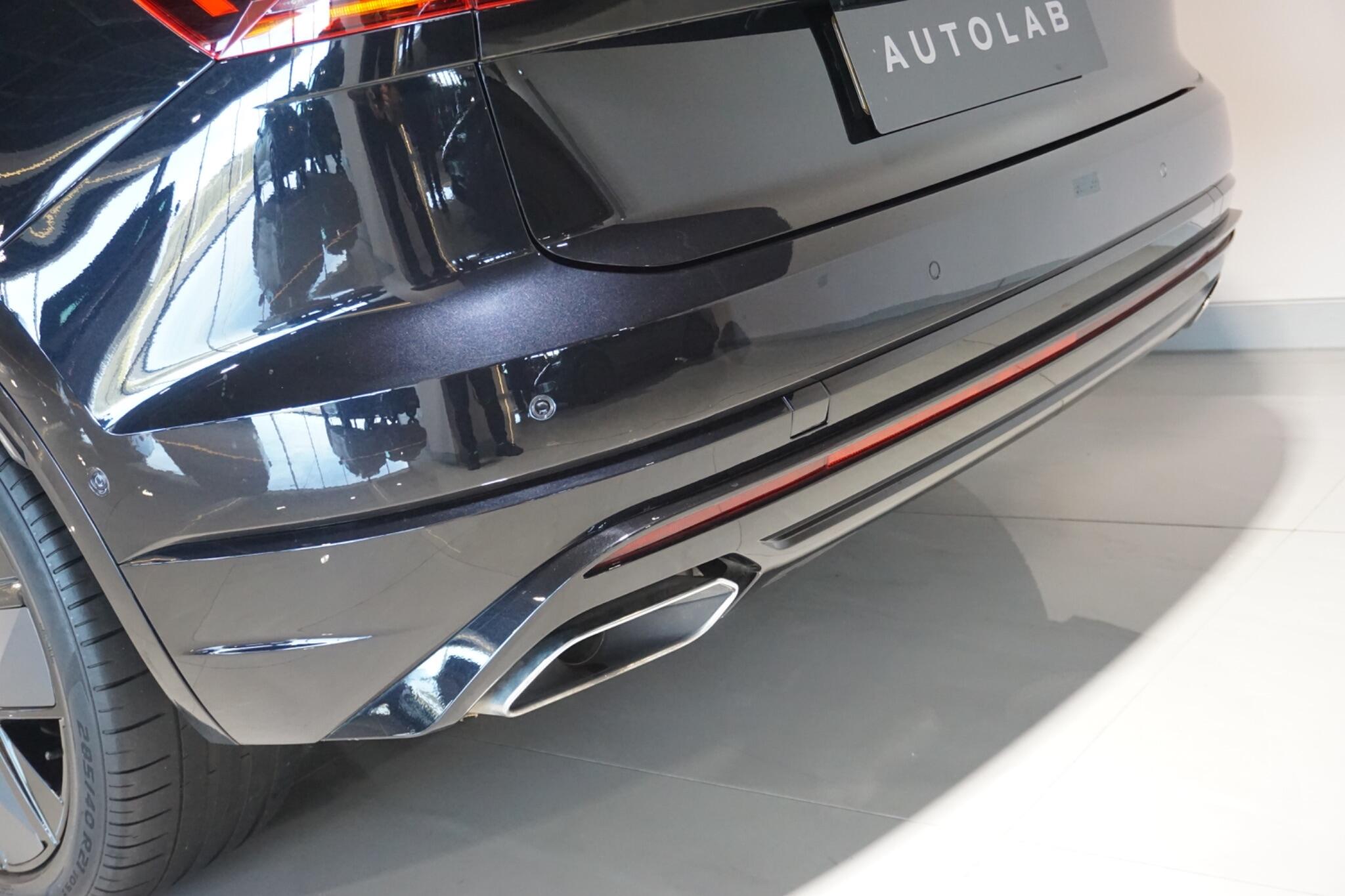 Volkswagen Touareg 3.0 TDI V6 Black Edition SUV 5dr Diesel Tiptronic 4Motion Euro 6 (s/s) (286 ps)